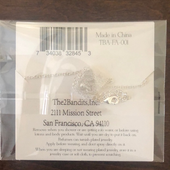 The 2BANDITS Athens Necklace - Picture 3 of 3